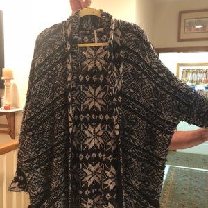 FREE PEOPLE ROUGH KNIT CARDIGAN. EUC.